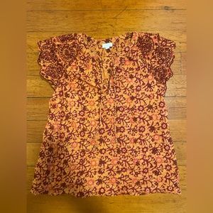 Jennifer & Grace flutter sleeve top 🍊